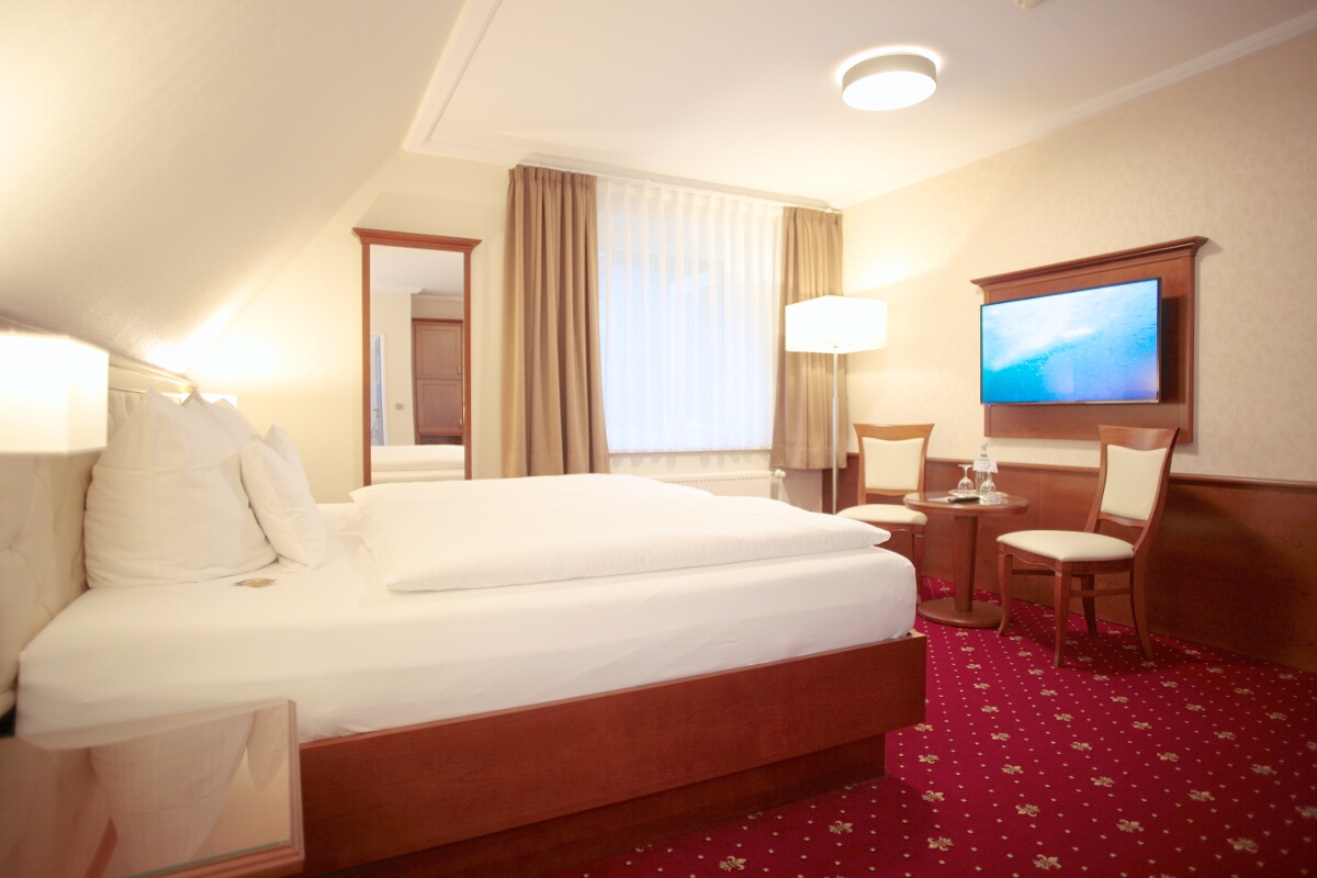 Doppelzimmer-Faehrhaus-Bad-Bevensen-Hotel-DZ-37-0860060